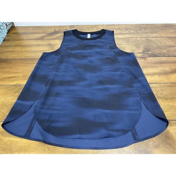 Athleta Top Womens S Blue Black Blurred Camo Zephyr Tank Sleeveless Curved Hem - Picture 1 of 8